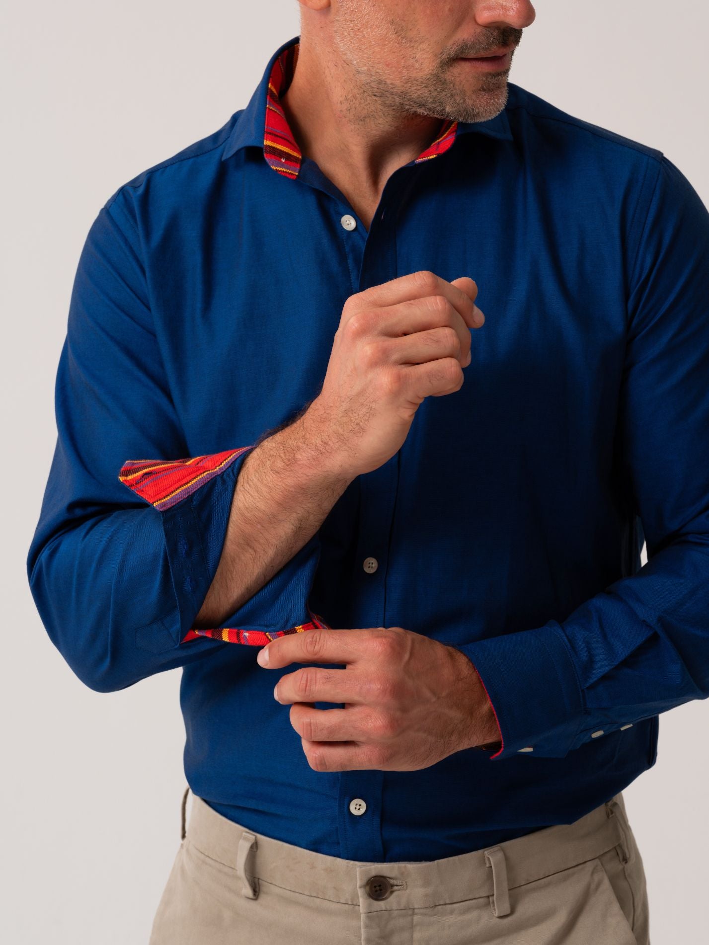 Mens Navy Oxford shirt with red Kenyan trim - cuff details